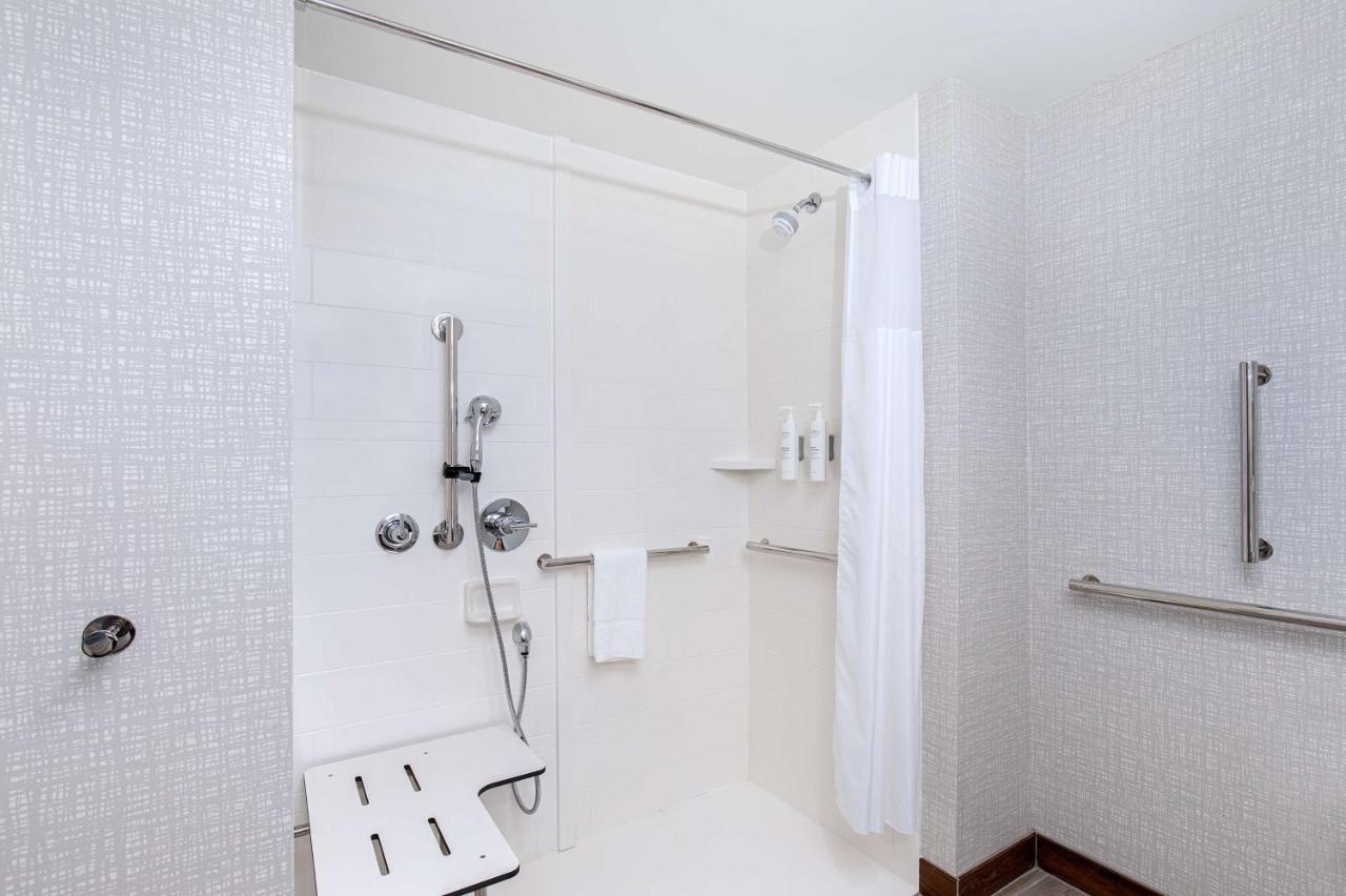 Hampton Inn Albertville, Al מראה חיצוני תמונה
